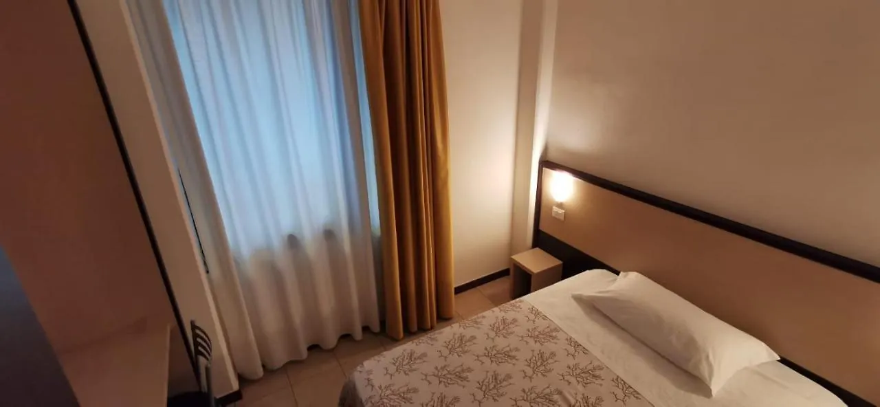 Hotel Rondine Marinella di Sarzana